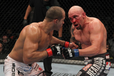 UFC 131: Dos Santos vs Carwin poster